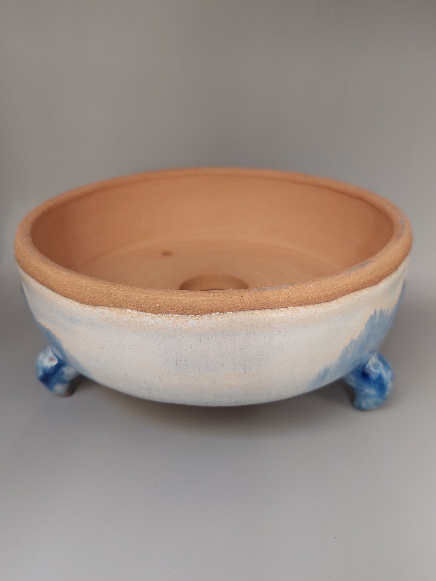 Round vase