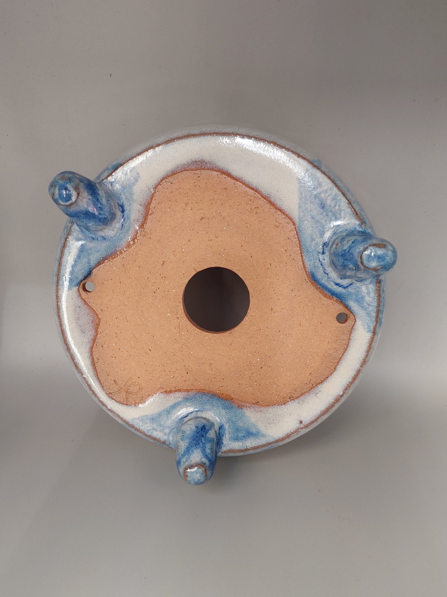 Round vase