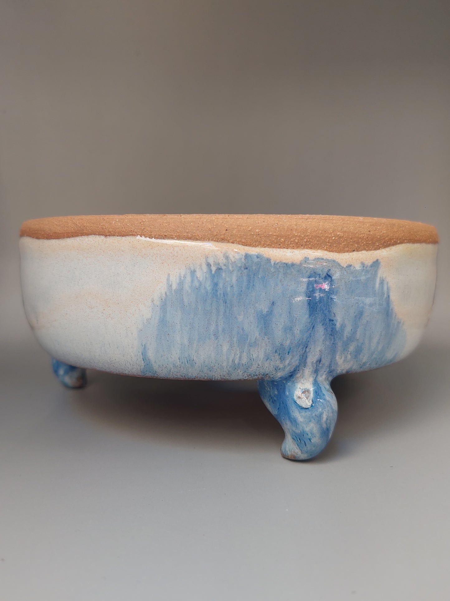 Round vase
